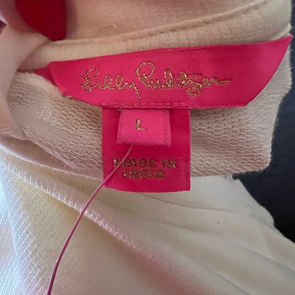 Lilly Pulitzer NWT SZ Large Cheery Graphic Top - Picture 5 of 5